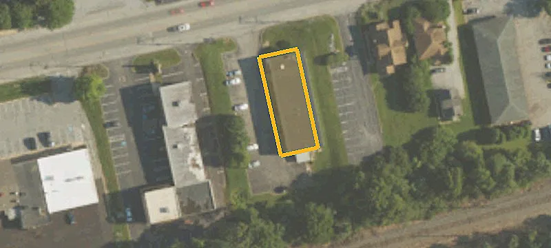 3910 Lincoln Hwy