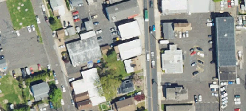 136 Bellevue Ave