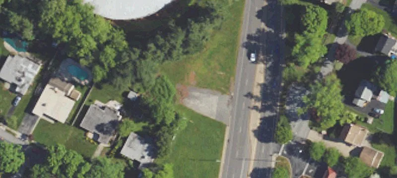 964 Sproul Rd