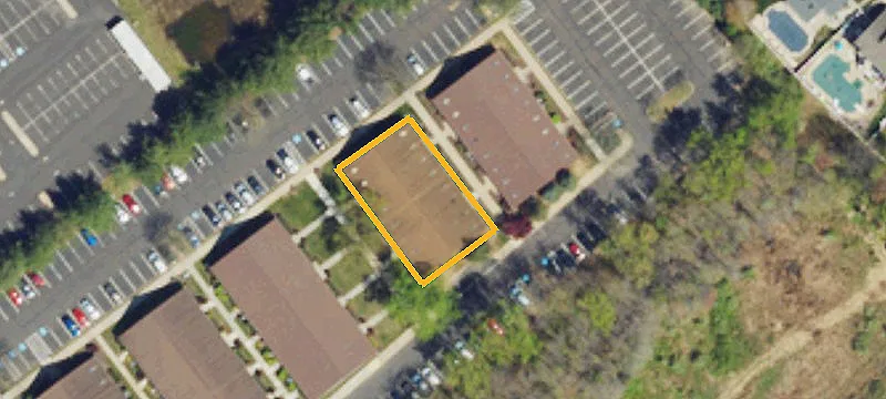1609 Woodbourne Rd Ste 303b