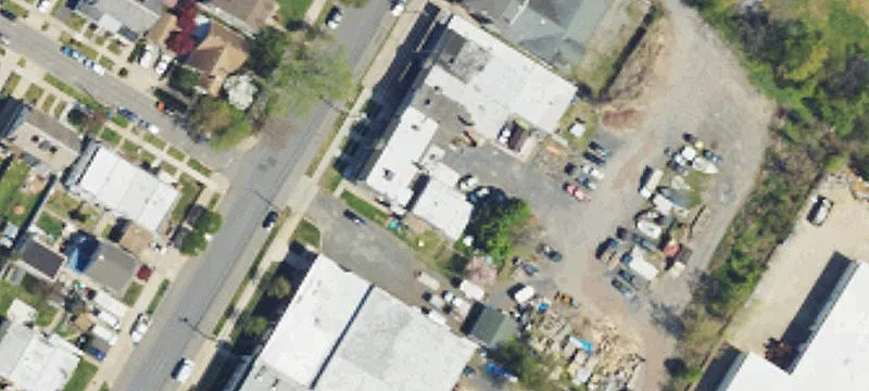 1604 Farragut Ave