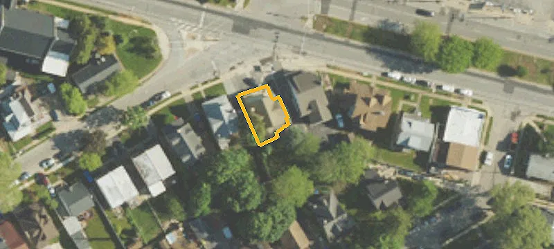 7 Cedar Ln