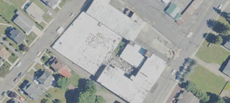 1700 Main St