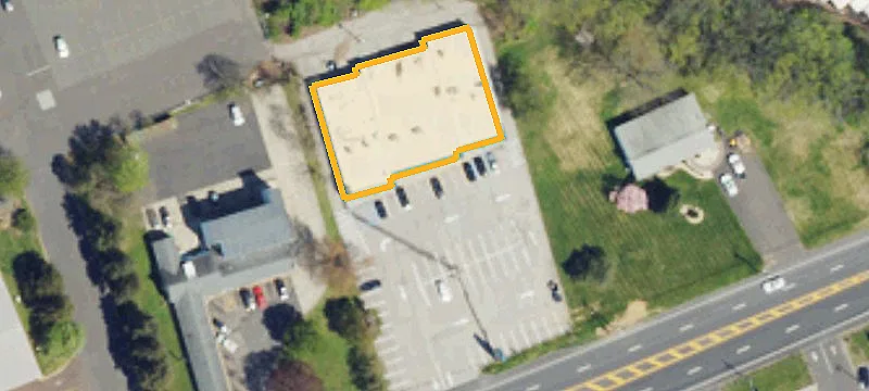 203 Lincoln Hwy