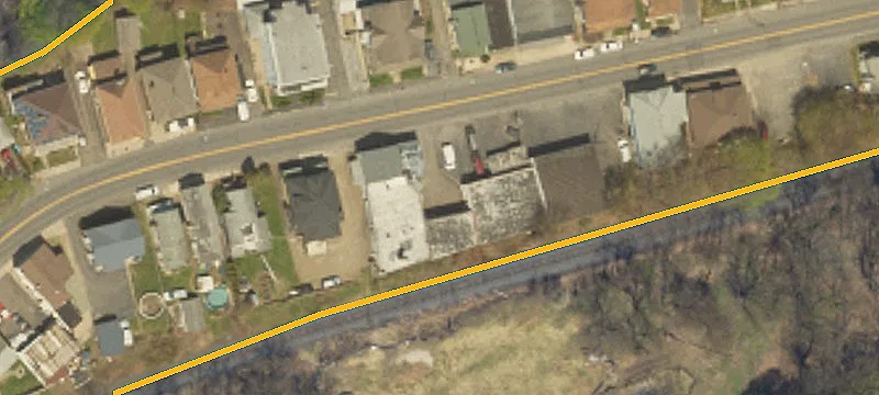 1216 Main St