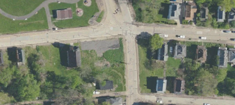 900 Knox Ave