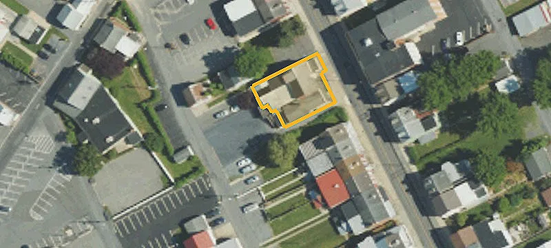 55 Noble St