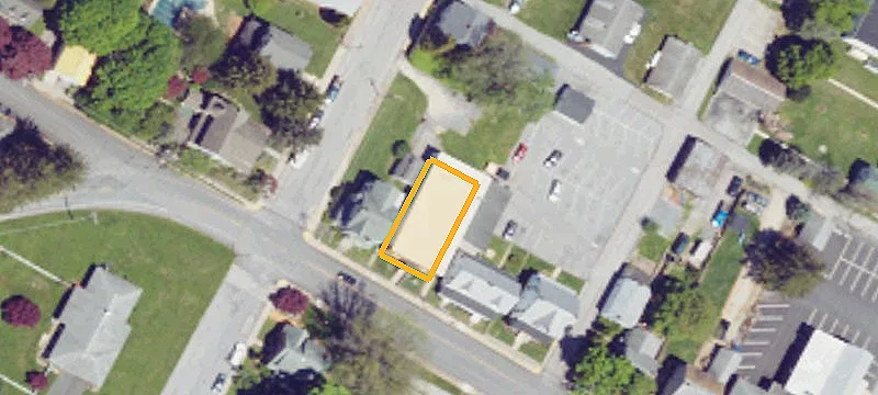 123 Main St