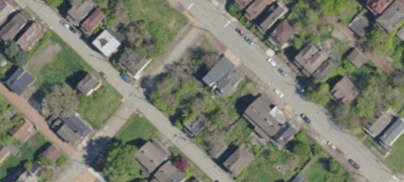 1202 Bell Ave