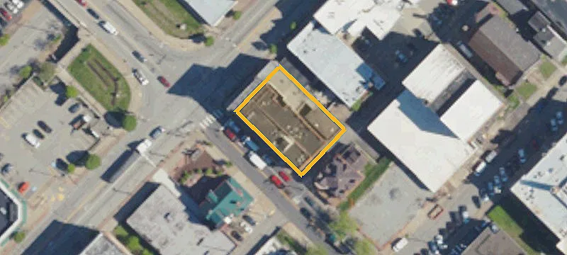 100-102 8th Ave