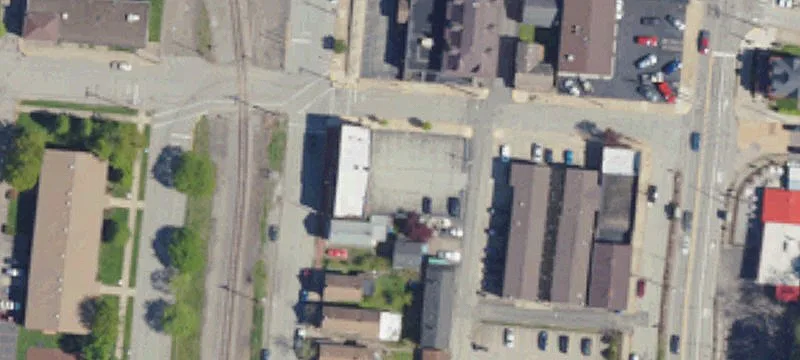 302 James St