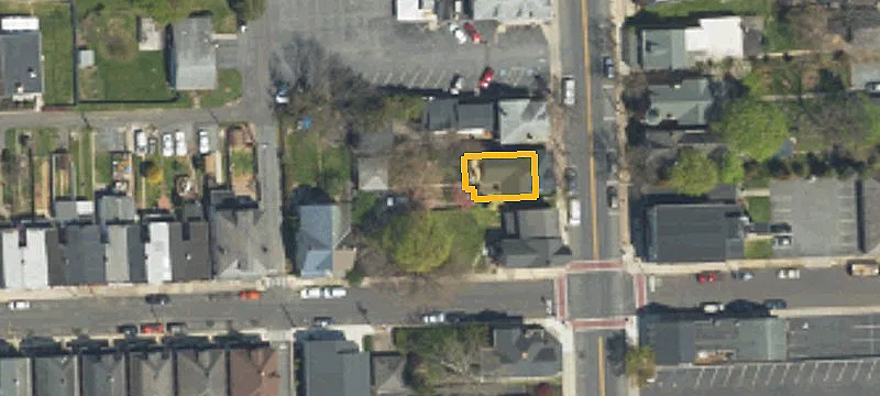 410 Main St