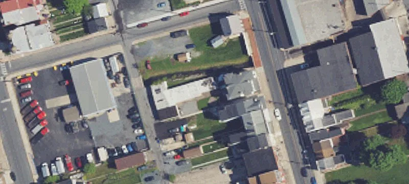 216 4th St