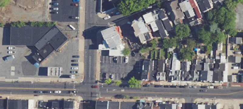 400 Woodward St