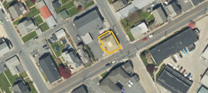 5201 Main St