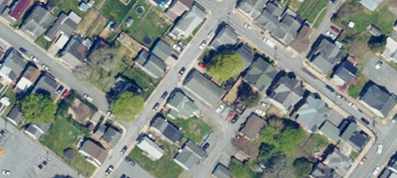 Cottage St