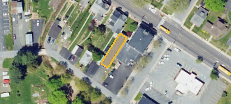 172 Main St
