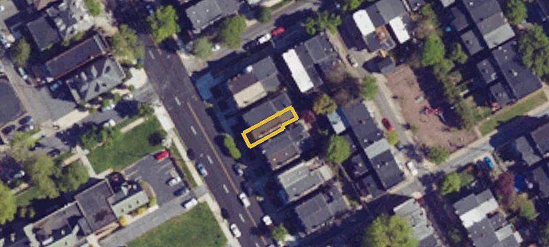 1833 2nd St