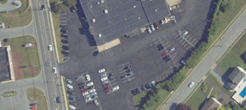 5201 Main St