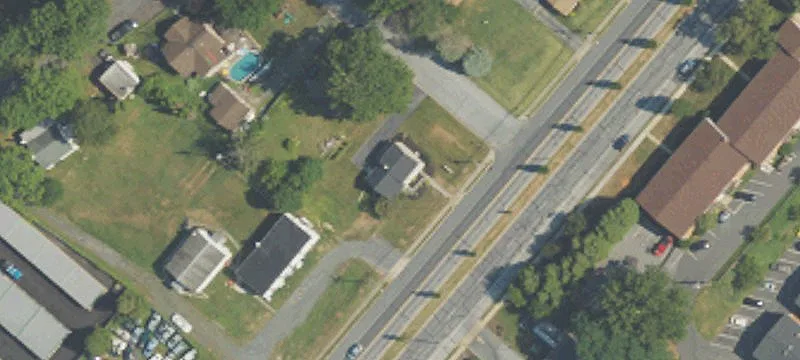 824 Carsonia Ave