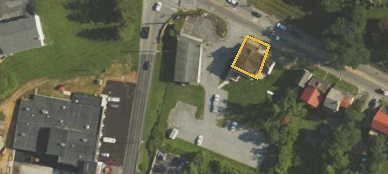 1198 Horseshoe Pike