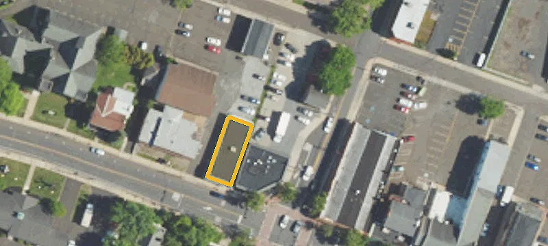 101 Main St