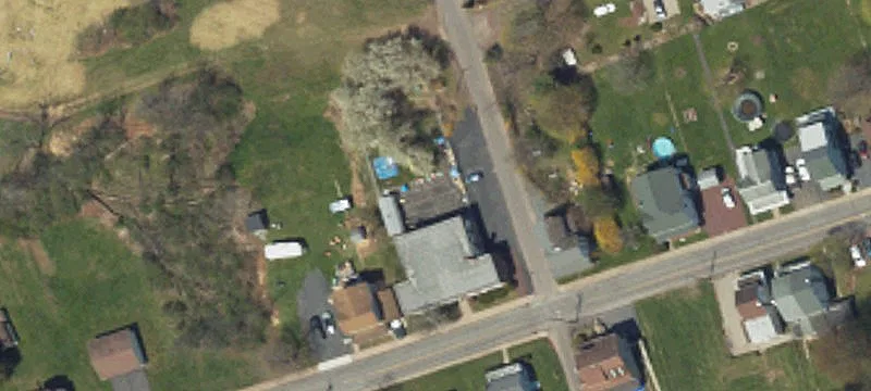 301 Main St