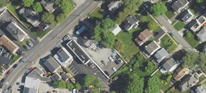39 Sproul Rd