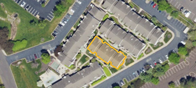 3 Walnut Grv Dr