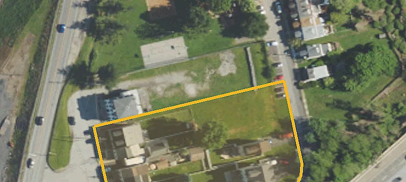 641 Old Elm St