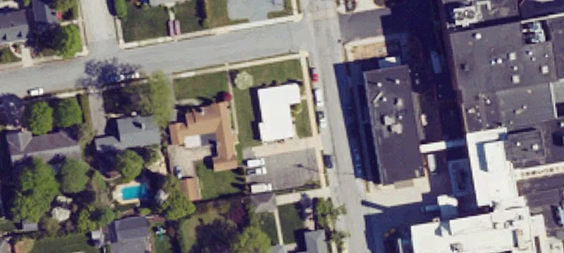 221 Potomac Ave