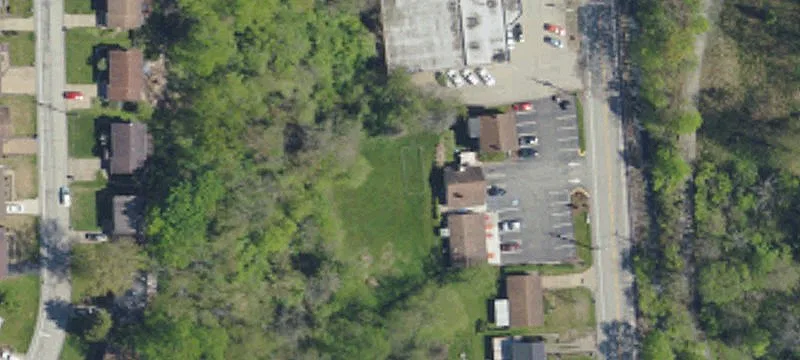 623-625 Brown Ave