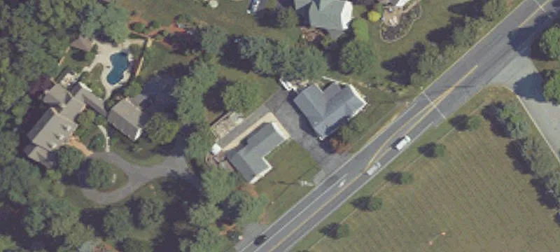936 Centerville Rd