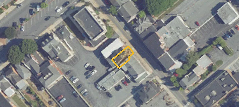 18 Main St