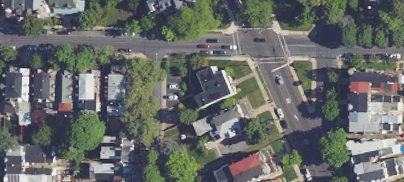 844 Ctr Ave