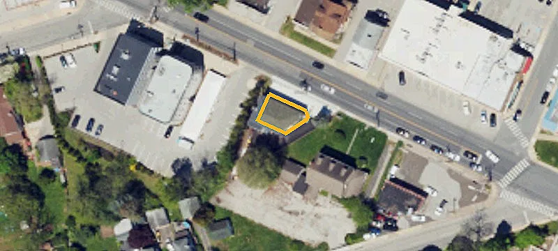720 Montgomery Ave