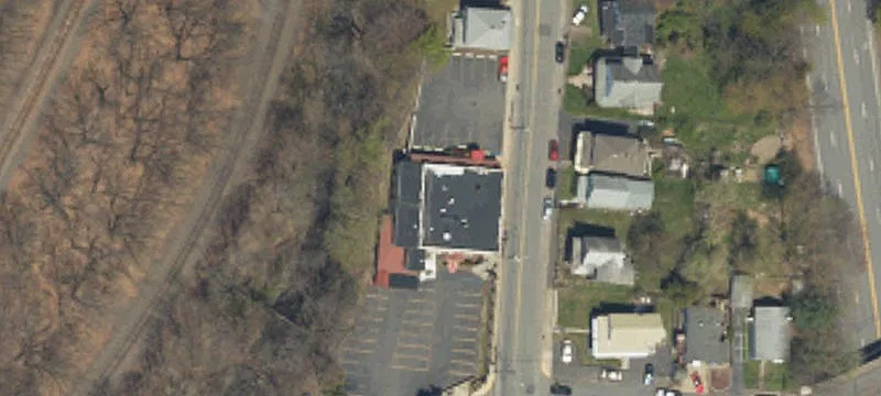 140 Main St
