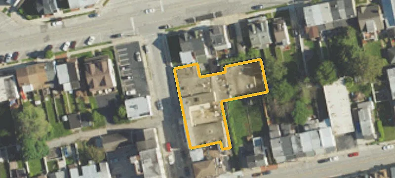 83 Jones St