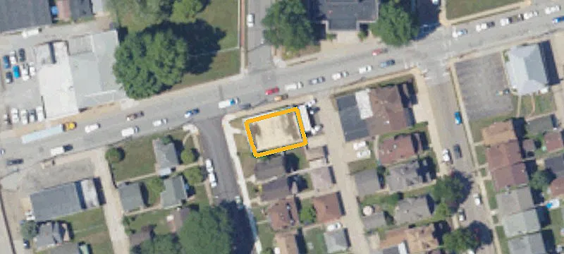 1098 Kennedy Dr