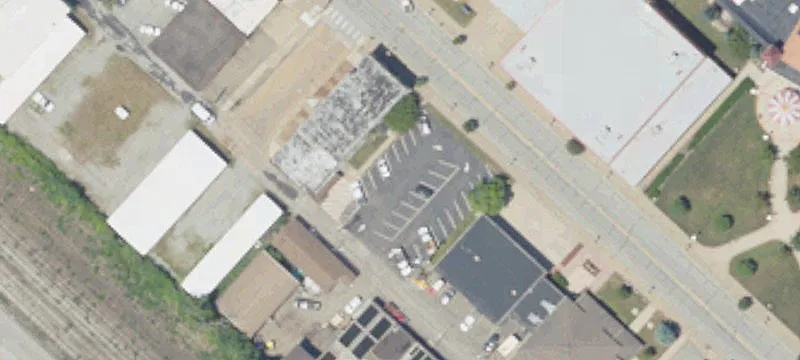 910 Midland Ave