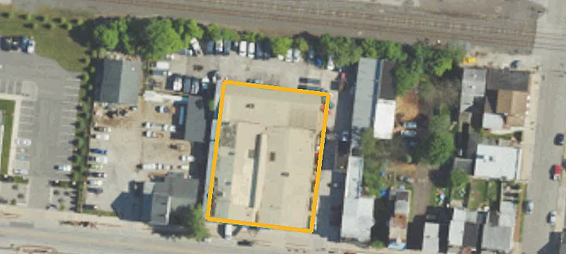 25 4th St