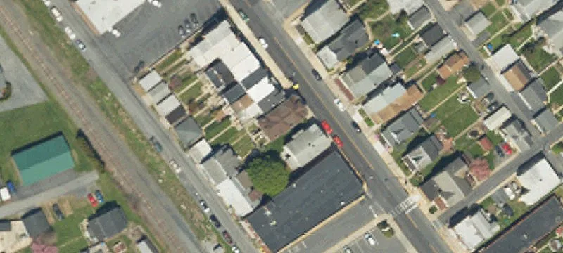 1718 Main St