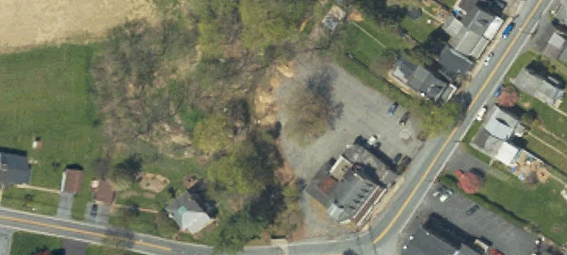 2204 Vlg Rd