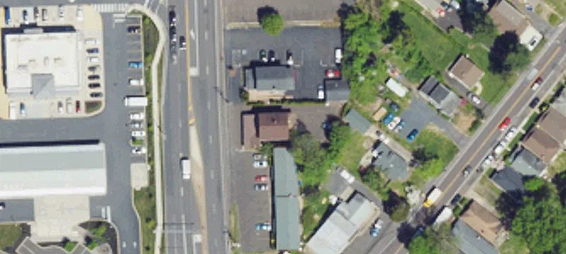 132 Easton Rd