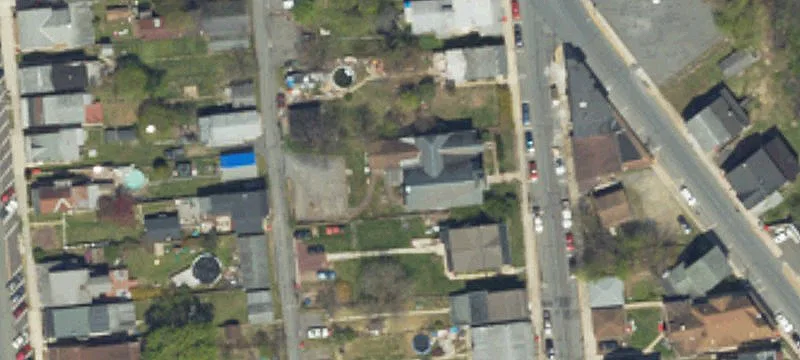 226 1st St