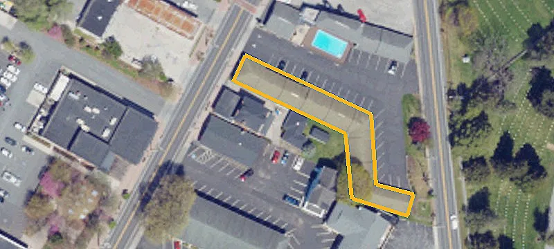 240 Steinwehr Ave