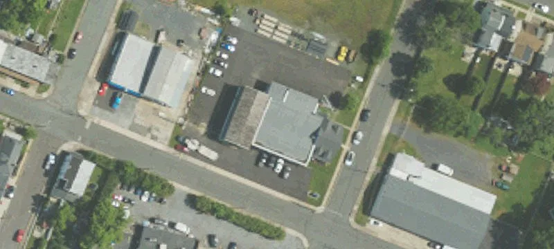 225 Howard St