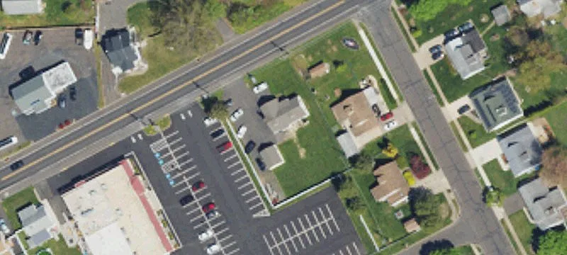 988 Trenton Rd