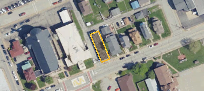 819 Broad Ave