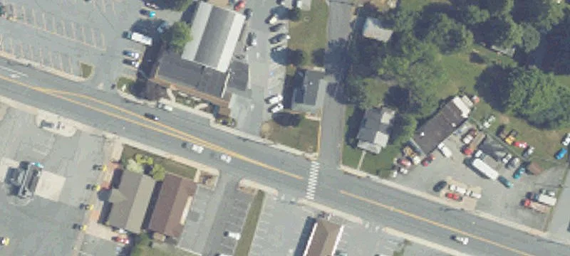 413 Main St
